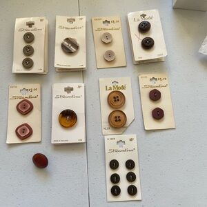 Vintage brown  buttons